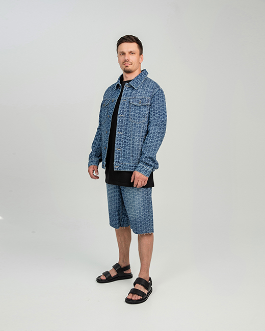 Куртка джинсовая